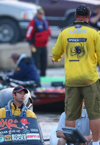 Kentucky Lake champion Bobby Lane talks as Mike Iaconelli and his Marshal listen early on the second day of competition.