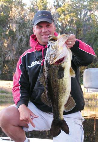 <strong>Randy Cnota</strong>
<p>
	11 pounds 4 ounces<br />
	Banks Lake, Ga.<br />
	Zoom Ultra-Vibe Craw (watermelon red)</p>
