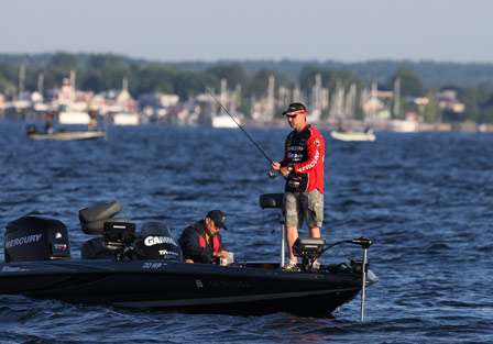 Pro Scott Cremeans concentrates hard as his co-angler Mickey Ruiz makes a bait change.