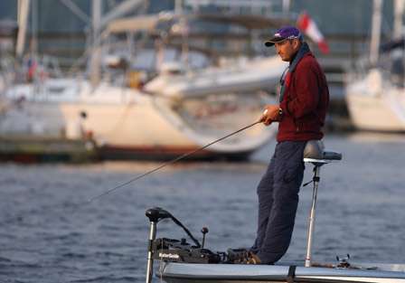 Day Two leader David Andrews struggles early to get a bite. He is fishing a spot that he has relied on each day of the tournament.