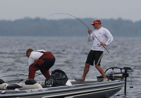 Parker takes a swing back as Hoogenboom nets the smallmouth.