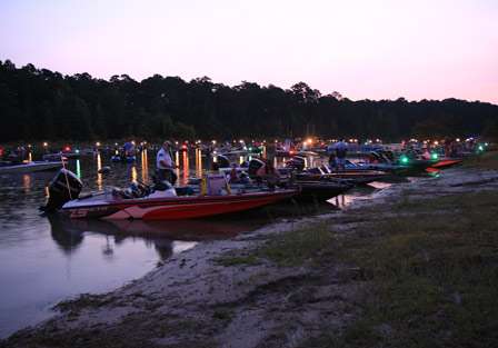 The cove at Umphrey's Pavilion start to fill as both banks and most of the cove is littered with boats.