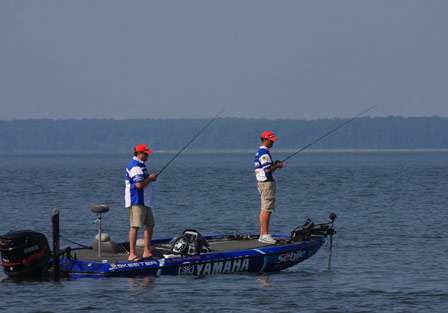 Todd Faircloth looks for a good finish in his backyard on Sam Rayburn Resevoir Saturday.