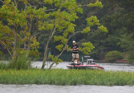 Randy Howell spent much of his first day of practice trying to figure out how to catch deeper, suspended fish. Early on his second day of practice, he was running grassy points.