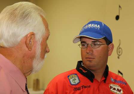 Bassmaster Elite pro Cliff Pace talks with Cecil Jackson, founder of the Hank Williams Hall of Fame, about Petal, Ms. A place where Pace calls home and where Jackson once lived.