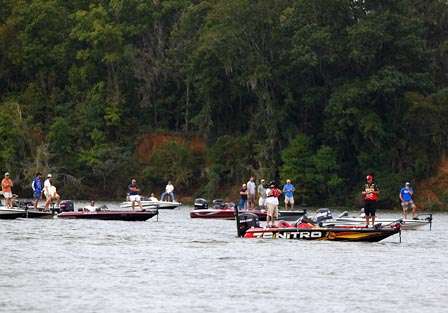 Even though he was running more than 40 miles downriver, Kevin VanDam was surrounded by spectators.
