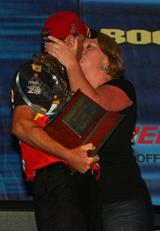 VanDam takes a moment to share his triumph with his wife Sherri as Toyota Trucks Championship Week comes to an end.