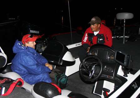 Mike Chunko (left) and his Day Three pro, Bill Brown get to know each other at the dock before launch.