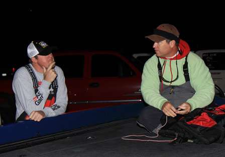 Elite Series pros Jason Williamson (left) and Wade Grooms (right) talk about how much Santee Cooper had changed in the last two weeks. Grooms said the weather and rainfall had affected the fishery and shut down the bite.