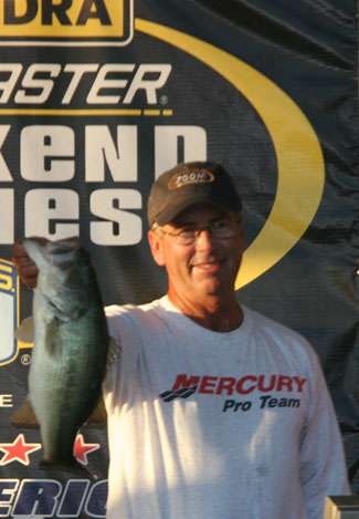 David Wright's one bass weighed 5.33 pounds and was good enough for 34th place on the boater side.