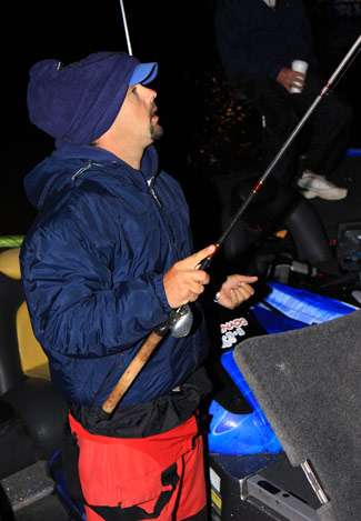 Elite Series Rookie Chad Griffin makes final gear adjustments before the official launch of the final Bassmaster Central Open.