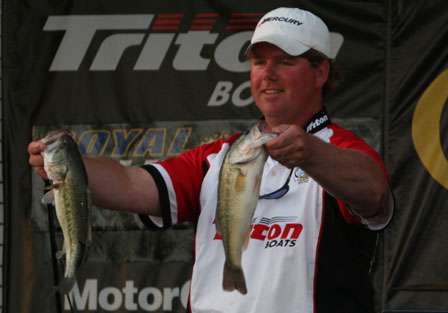 Todd Pierce from Tyler, Texas, finished the tournament in eighth place with 27.86 pounds.
