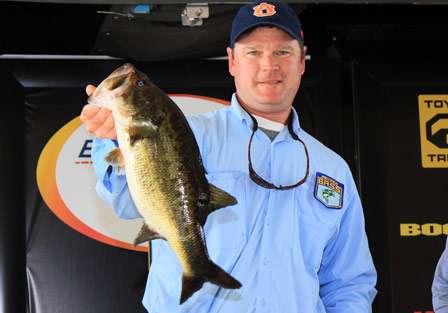 Rob Newell (Co-angler - 4th Place - 6 pounds, 4 ounces)