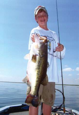 <strong>Austin Ellis</strong>
<p>
	11 pounds, 6 ounces<br />
	Falcon Lake, Texas.<br />
	<b>Lure:</b> 6-inch Zoom Trick Worm (watermelon/red flake) â¢ Weather: clear â¢ Water: 65 degrees, stained â¢ Depth: 20 feet, submerged willow</p>
