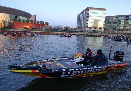 Jeff Kriet begins the 2010 Elite Series schedule with the momentum of a second place finish in the Bassmaster Classic.