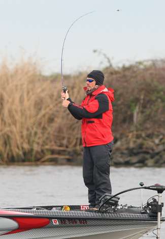 Browning led after Day One on the California Delta with 21 pounds, 11 ounces