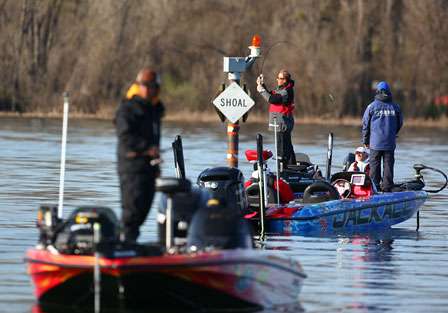 Shimizu, Kiriyama and Aaron Martens were all working the same area.