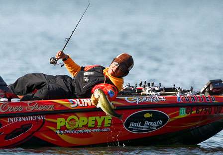 Bass were flying early and often on this part of the lake and Shimizu capitalizes on it again.