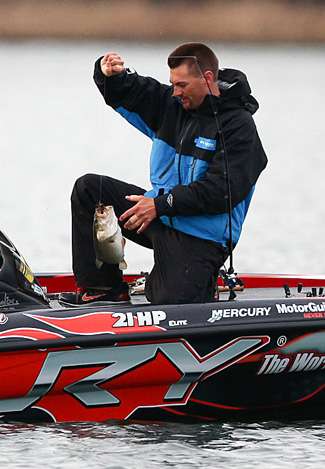 Howell entered the day in fourth place in the Golden State Shootout and adds another bass to his tally.