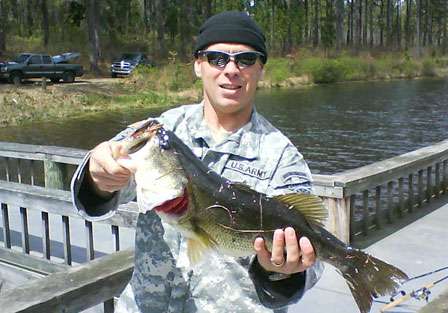 <strong>Derec Mercer</strong>
<p>
	10 pounds, 3 ounces</p>
<p>
	Moss Gill Lake, N.C.<br />
	Zoom worm (redbug)</p>
