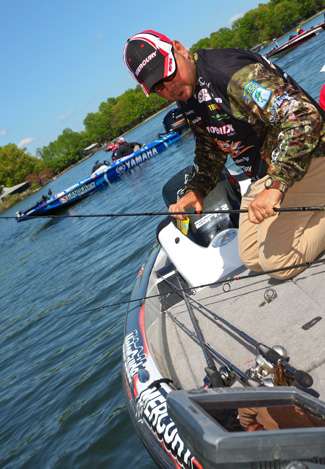 Greg Hackney continued a string of strong finishes in the 2010 Elite Series, finishing ninth with 57 pounds, 8 ounces. 