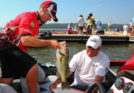John Crews moved up on Day Two to 20th place with 42 pounds, 15 ounces. 
