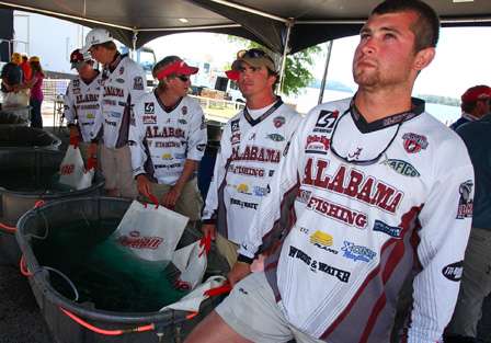 The University of Alabama had a qualifying tournament on the same day as the Elite Series was in town and used the stage to weigh-in their catch.
