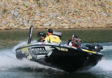 Scroggins and his co-angler for Day One Mark Fielding make a move to a new spot on Smith Lake.