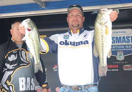Arkansas' Zachary King took over the lead in the BASS Federation Nation Central Divisional with a 14-14 limit.