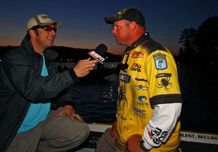 As the first boat off the docks on Day One, Bobby Lane spends a few minutes discussing strategy with Keith Alan.