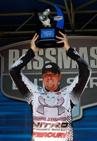 Williamson's second Elite trophy was especially sweet being on his home waters. 
