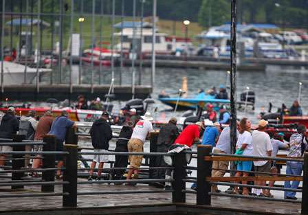Fans lined the dock as anglers moved through boat inspection on Wednesday morning.