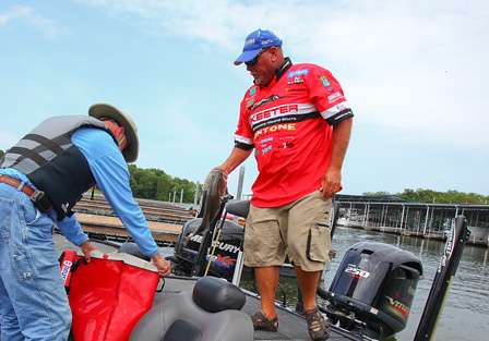 Matt Herren handles a big bass as he transfers his catch to get ready for the weigh-in.