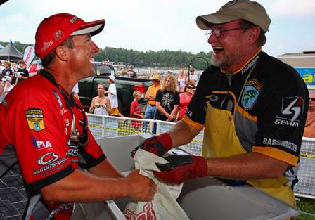 Britt Myers and BASS official Max Leatherwood share a laugh at the bump table.
