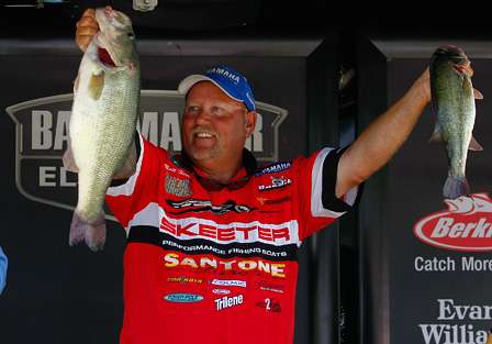 Matt Herren with his 7-pound, 5-ounce big bass of the tournament.