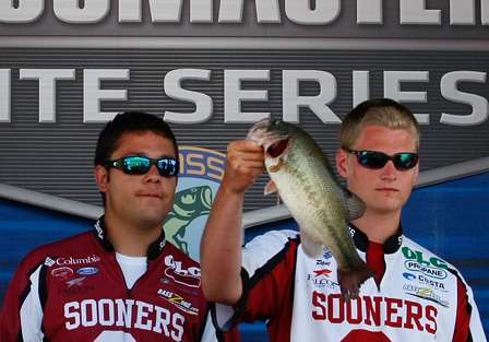 Paul Muzljakovich and Tyler Nipper from Oklahoma University brought in 13 pounds, 1 ounce from Lake Hudson Saturday.