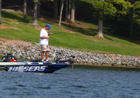 With heat reaching into the 100s, anglers will spend a lot of time in practice staring at their electronics.