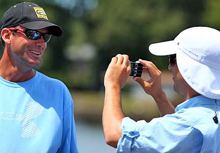 Kevin VanDam accommodated Rob Russow for an on-the-water interview.