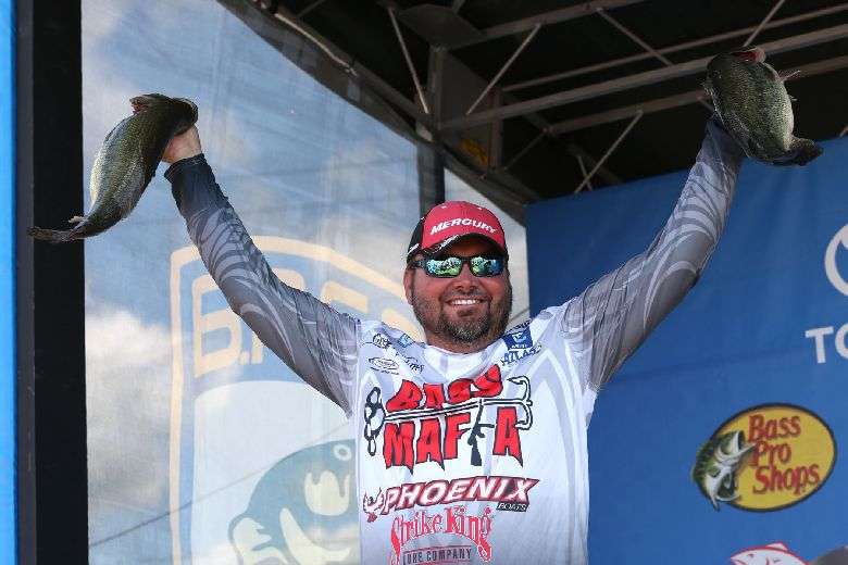 1 Greg Hackney - 664 points