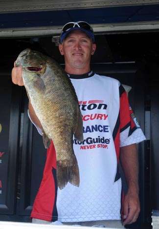 Jeremy Franken of South Dakota caught the largest bass of the day with this 5-6 smallmouth.