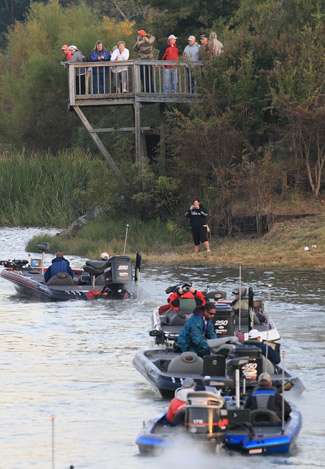 The final flight of boats makes its way through the inspection line and out onto the Flint River, where some will head down into Lake Seminole, and others will head up the Flint to chase shoal bass.
`