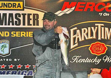 This 7.45-pound largemouth was the big bass on the non-boater side and placed Dana Foster squarely in the lead with 13.73 pounds.