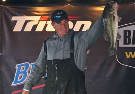 This 7.74-pound largemouth was part of Robbie Pelt's big bag of the day, 22.14 pounds, and big bass.