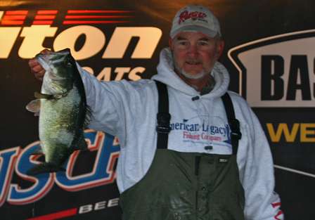 Daniel Effinger landed the largest bass on the non-boater side, a 6.32-pound largemouth.