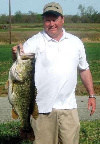 <p>
	David Prince</p>
<p>
	11 pounds, 12 ounces<br />
	Gibson County Lake, Tenn.<br />
	3/4-ounce football head jig</p>
