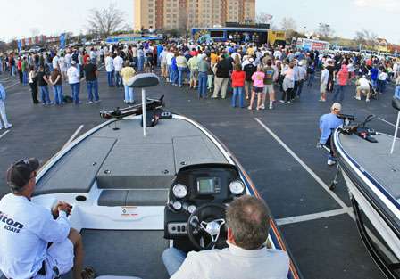 The seats in this Triton gave one of the best viewing venues for the Central Open weigh-in.