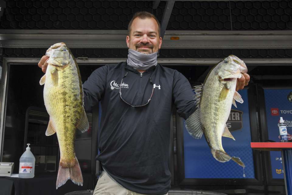 Mark Grizzle, co-angler (4th, 11 - 9)