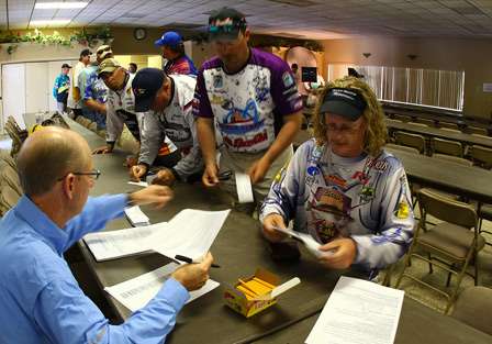BASS Tournament Director Trip Weldon checked each angler for a current Florida fishing license. 