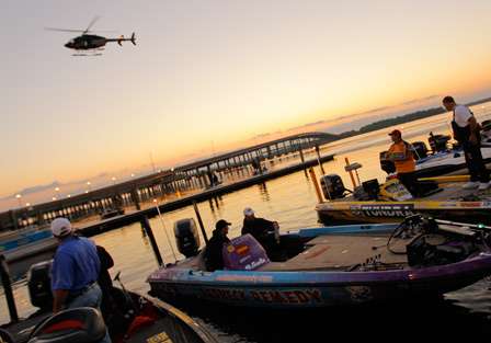 Anglers make their final preparations as the ESPN helicopter flies overhead. 