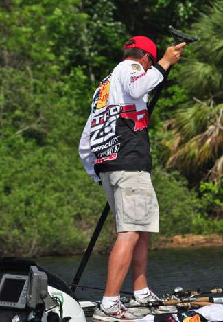 A push-pole is a relatively silent way to move into position to cast to shallow bass.